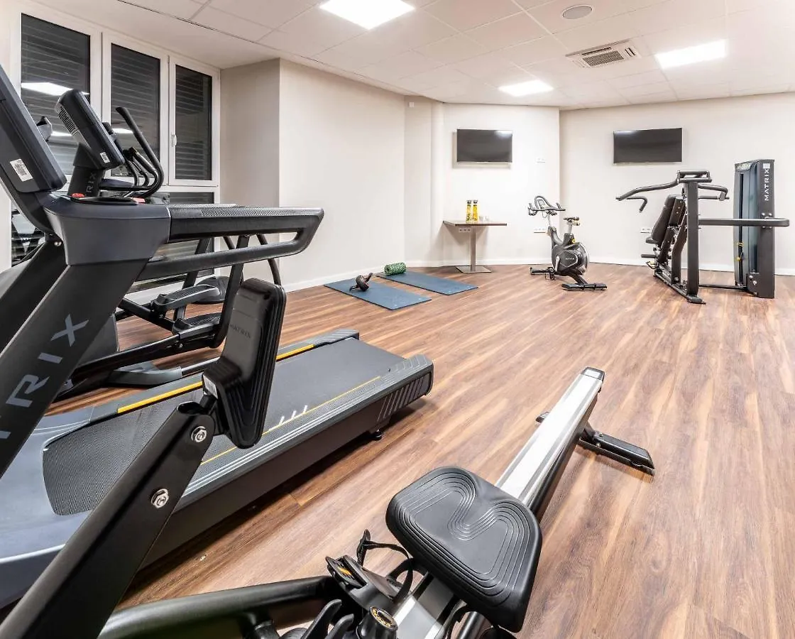 Best Western Plus Plaza Berlin Kurfuerstendamm 4*,
