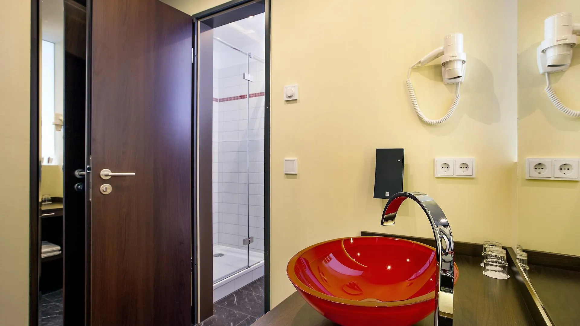Best Western Plus Plaza Berlin Kurfürstendamm Hotel