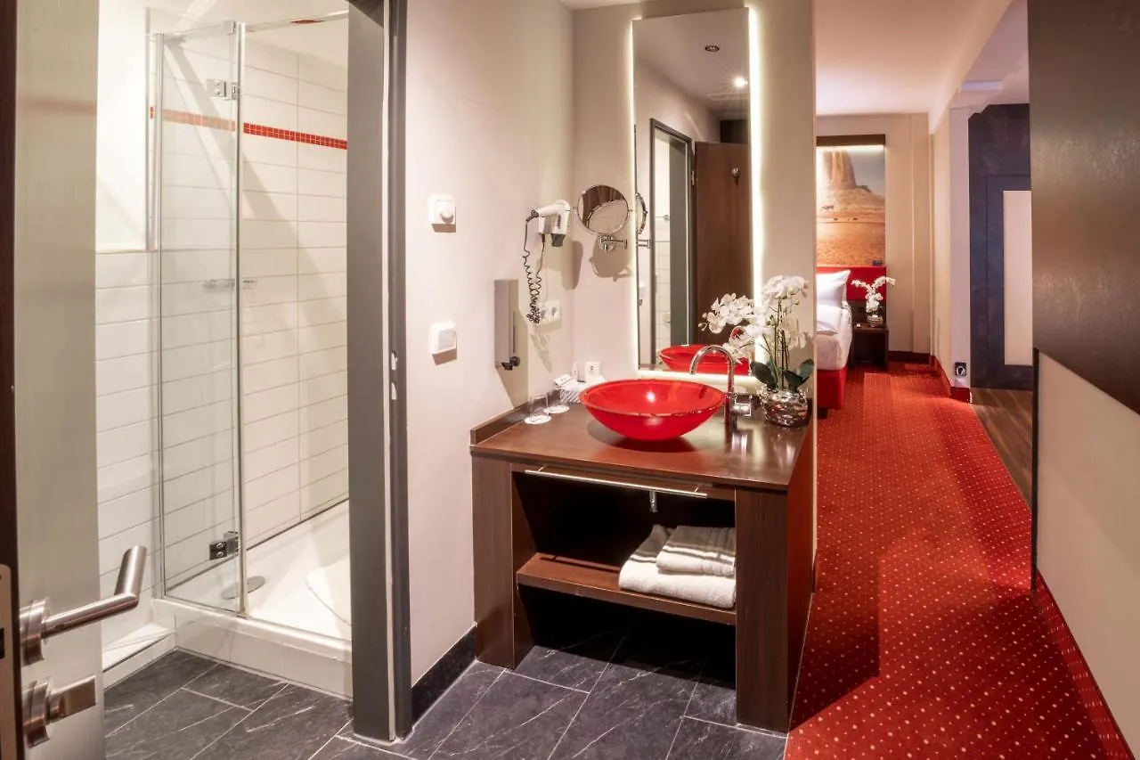 Best Western Plus Plaza Berlin Kurfürstendamm 4*,